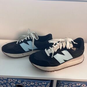 NEW BALANCE 237 SNEAKER 8.5